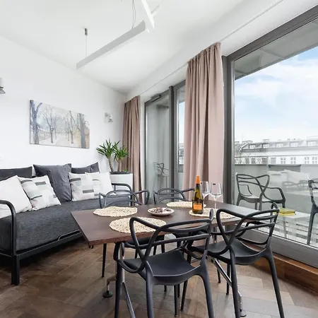 Apartment Angel Wawel Sukiennicza By Renters