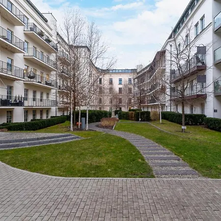 Angel Wawel Sukiennicza By Renters *